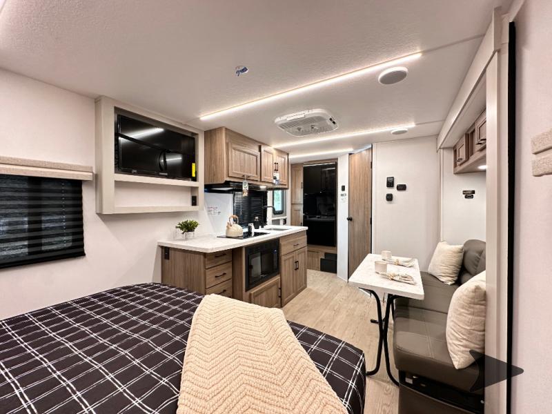 FREEDOM EXPRESS SELECT 19SE