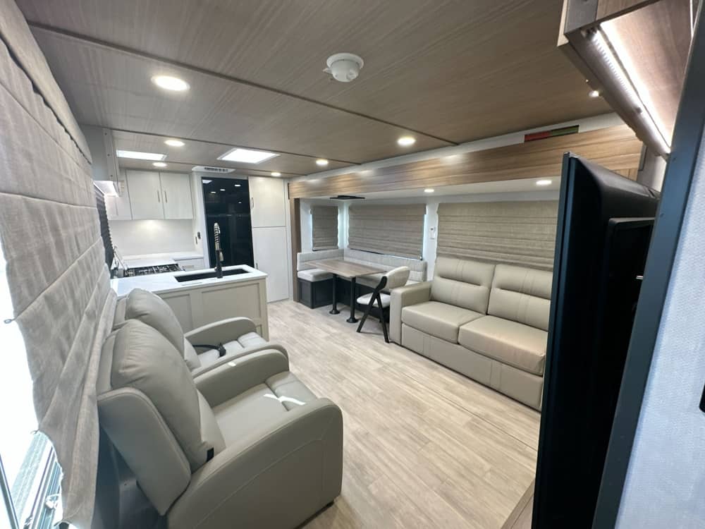 FOREST RIVER VIBE 2600RK