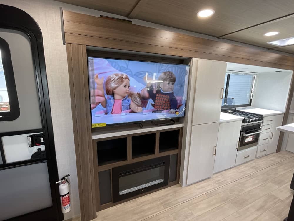 FOREST RIVER VIBE 3400XL