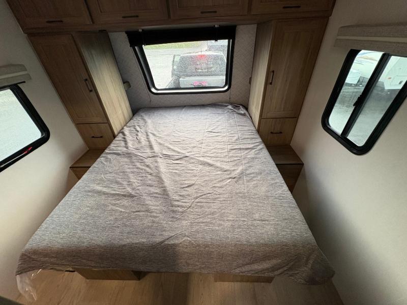 COACHMEN FREEDOM EXPRESS ULTRA LITE 320BHDS
