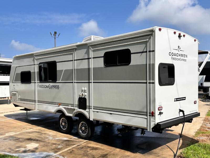 FREEDOM EXPRESS ULTRA LITE 271BHE