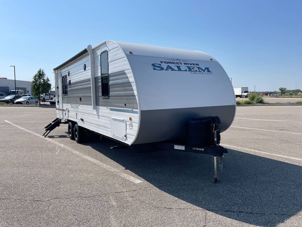 FOREST RIVER SALEM CRUISE LITE 24RLXL