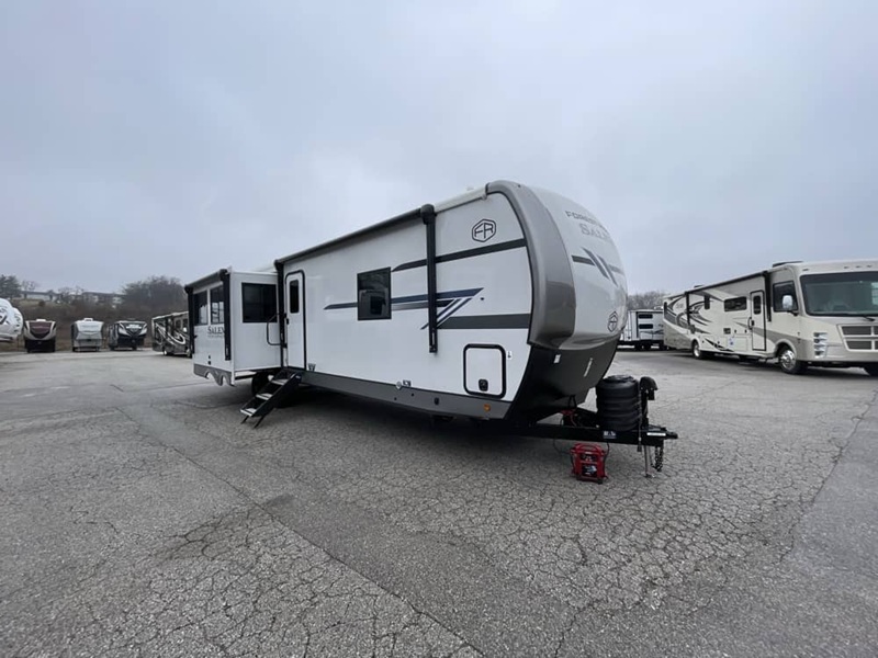 FOREST RIVER SALEM HEMISPHERE 301FAM