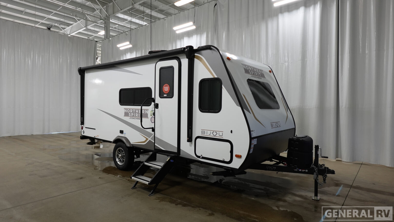 COACHMEN NORTHERN SPIRIT BIJOU 17BHB