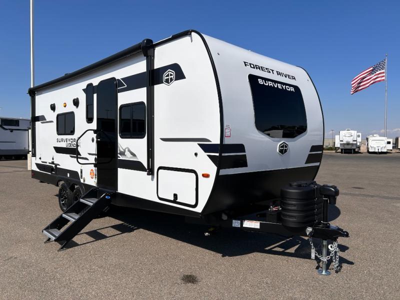 FOREST RIVER SURVEYOR LEGEND 204MKLE