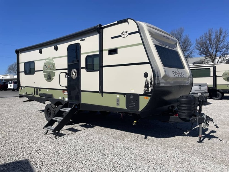 FOREST RIVER NO BOUNDARIES 20.5