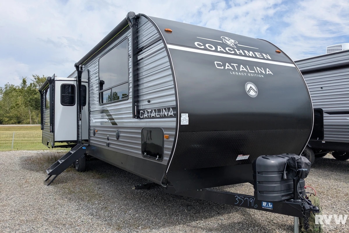 COACHMEN CATALINA LEGACY EDITION 323MAZE