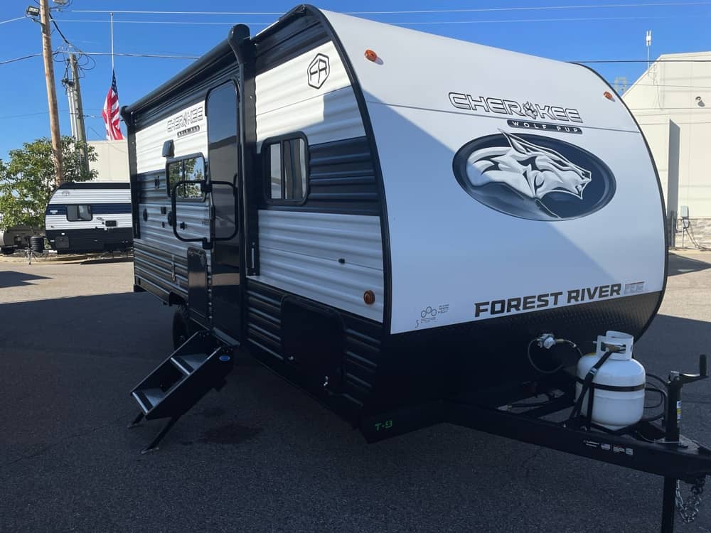 FOREST RIVER Wolf Pup 16BHSW