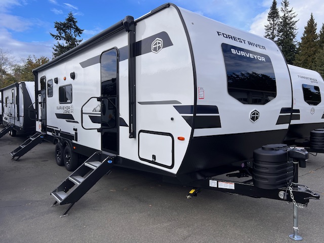 FOREST RIVER SURVEYOR LEGEND 261RKLE